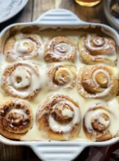 Cinnamon Rolls with Heavy Cream: An Amazing Ultimate Recipe
